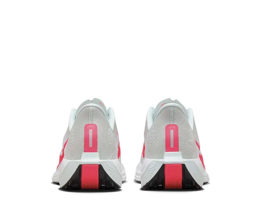 Dot Nike Pegasus Plus