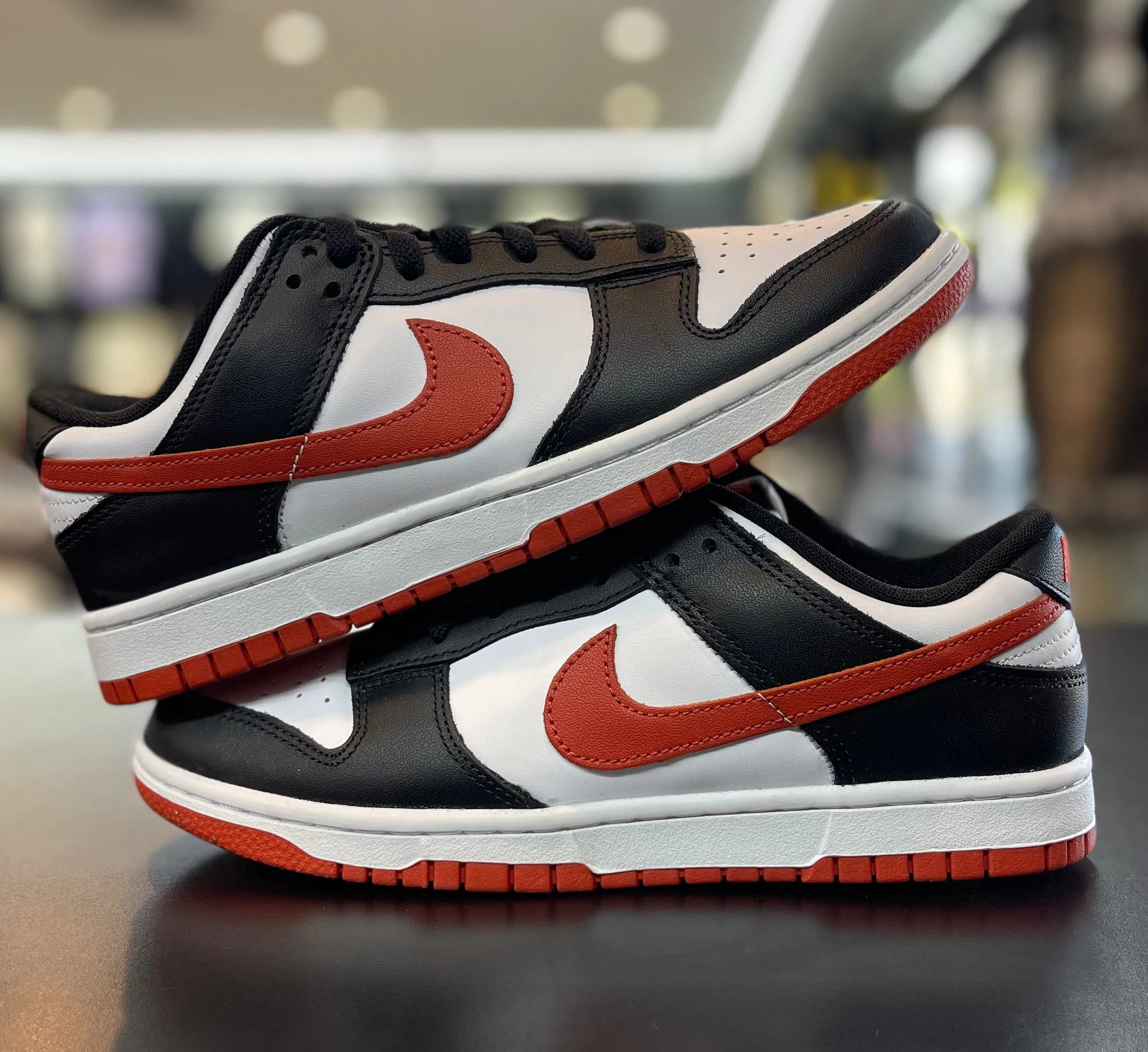 Nike Dunk Low Retro ??Dragon Red?? Cold Proof