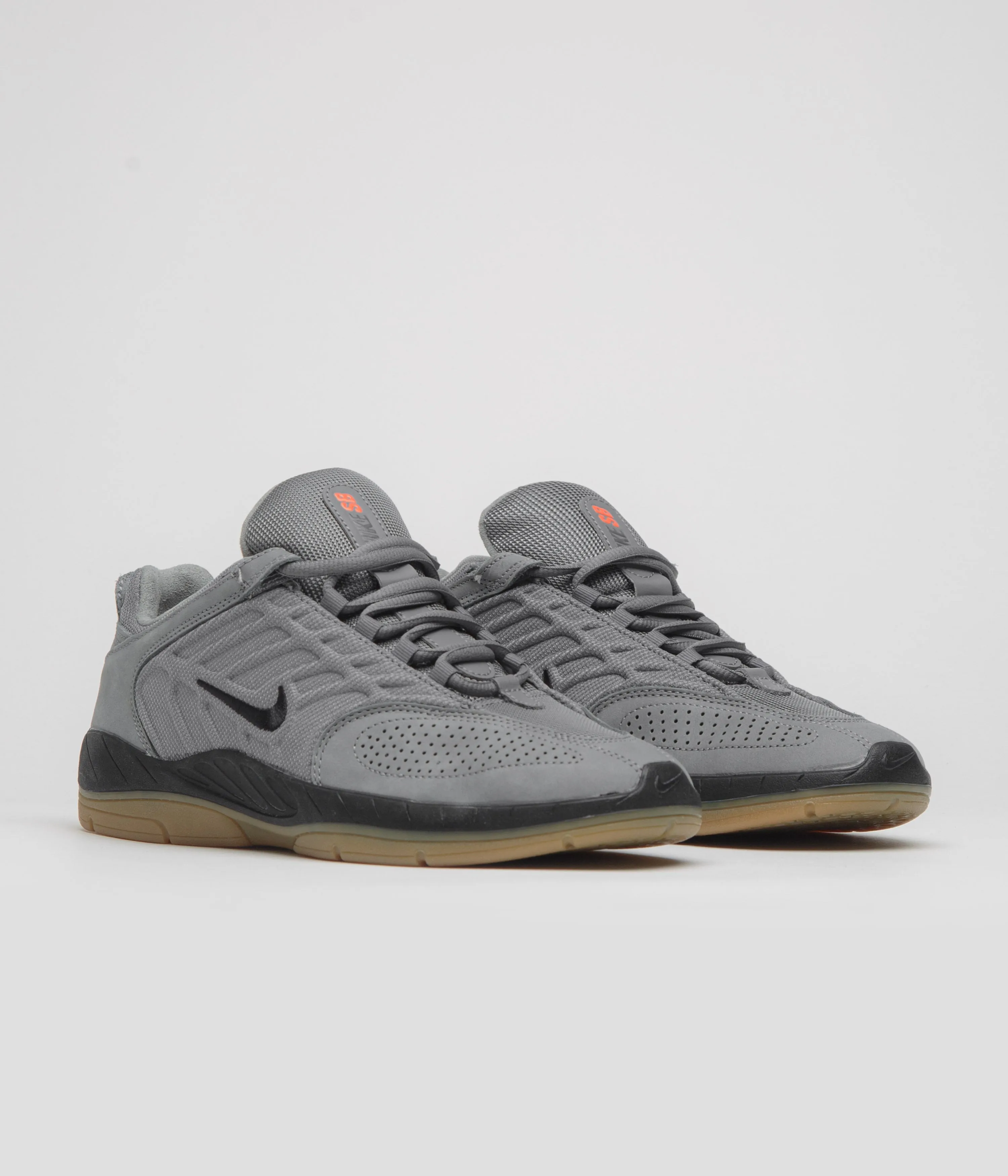 Nike SB Orange Label Vertebrae Shoes - Cool Grey / Black - Cool Grey - Dark Grey Open Feel Dog Hike
