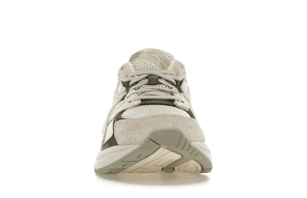 Ventilation Channel Design Comfortable Design ASICS Gel-1130 HAL Studio Glacier