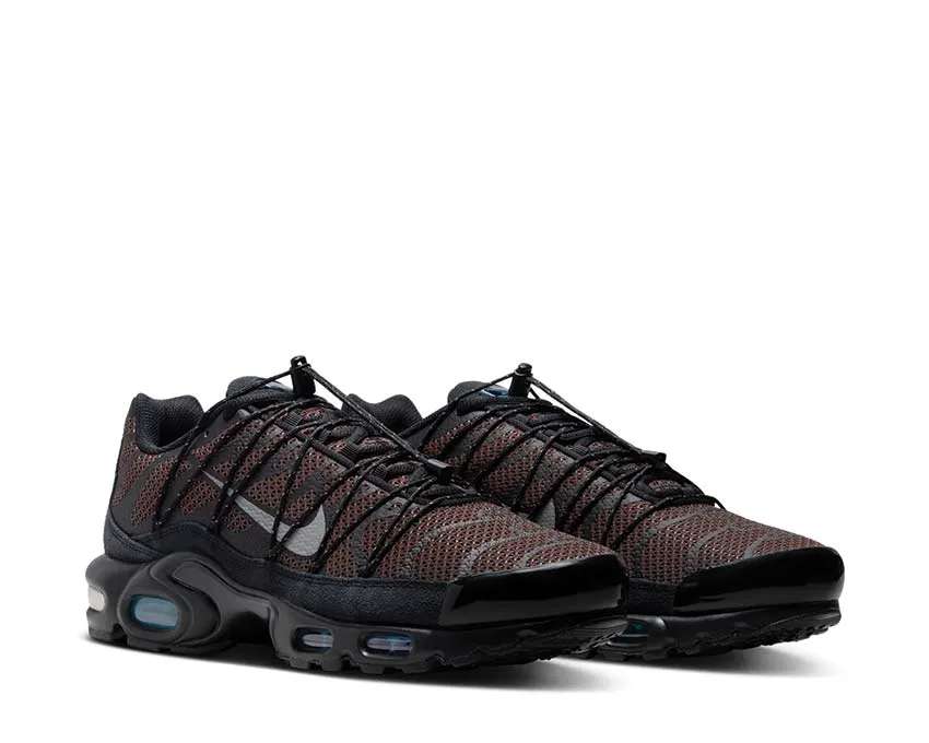 Nike Air Max Plus Utility "Baroque Brown" Planet Run Easy   wear