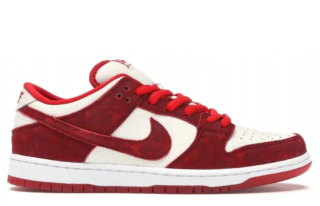 Synthetic Upper Nike SB Dunk Low Valentine's Day (2014)