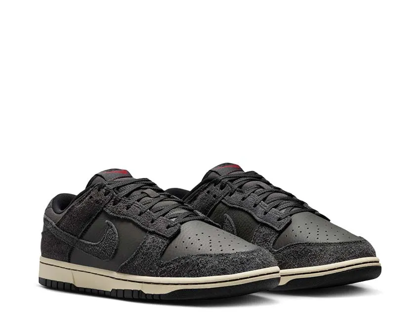 Bridge Walk Nike Dunk Low Retro PRM "Off Noir"