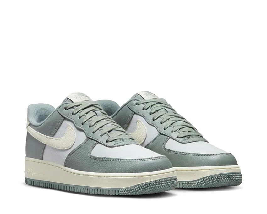 Easy on Nike Air Force 1 07 LX