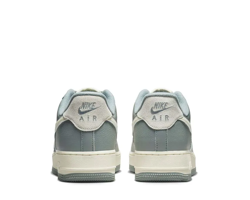 Street Comfort Nike Air Force 1 07 LX