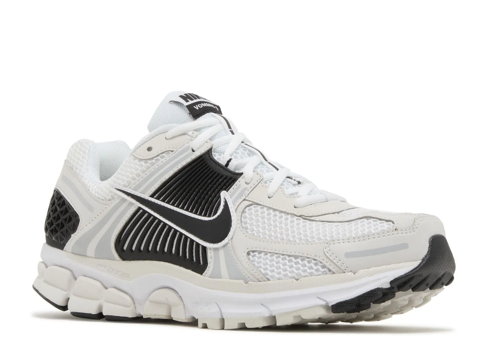Nike Zoom Vomero 5 White Black Adaptive - fit mid - range shoes