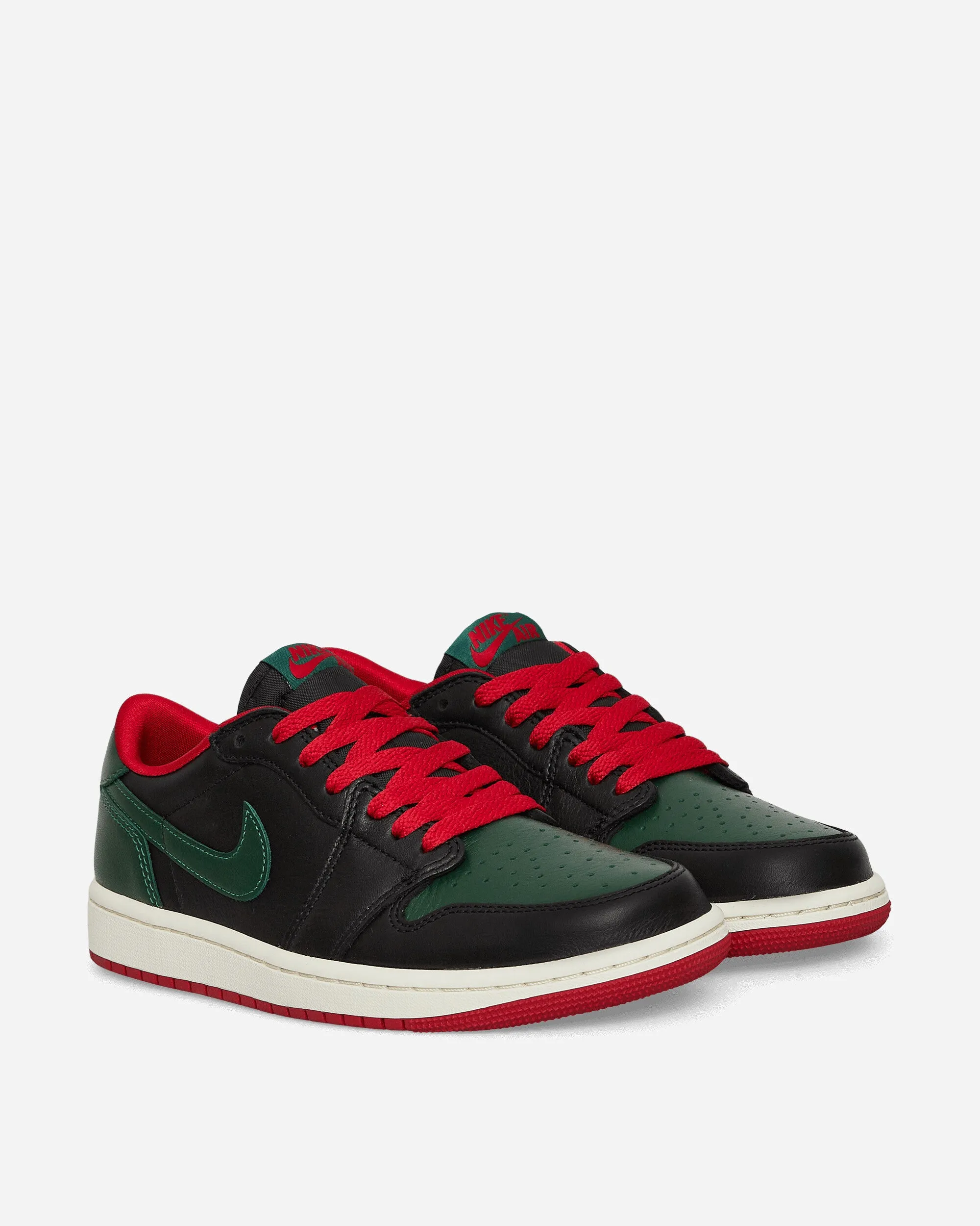 Women's Air Jordan 1 Retro Low OG Sneakers Black / Gorge Green Lake Step