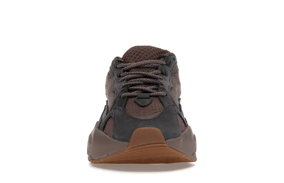 adidas Yeezy Boost 700 V2 Mauve Quick Outing Park Chill