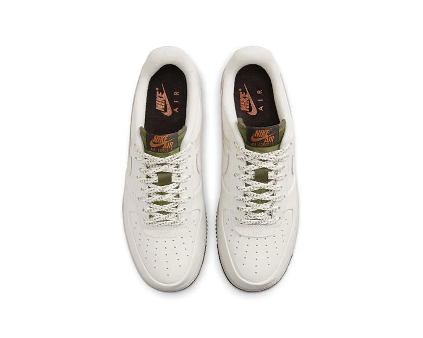 Desert Step Smart option Nike Air Force 1 '07 LV8