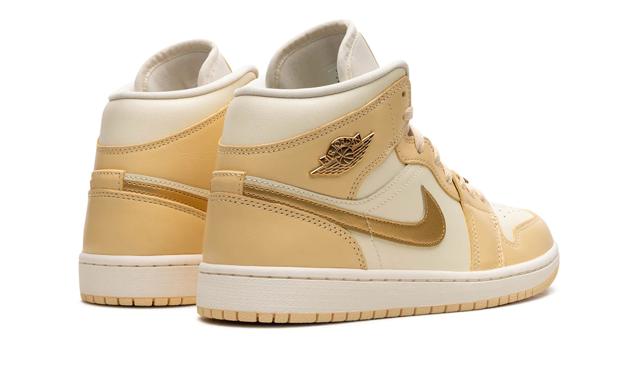 Tread Pattern Air Jordan 1 Mid Wmns Pale Vanilla