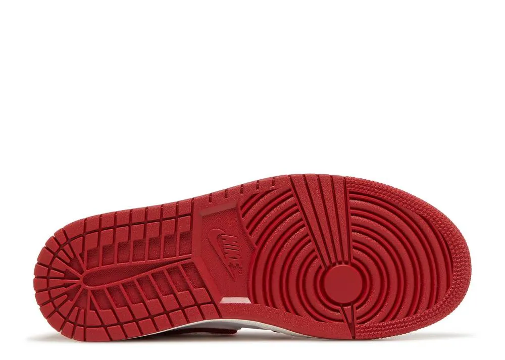 Air Jordan 1 High OG Chenille Comfortable Movement Flexible Fit