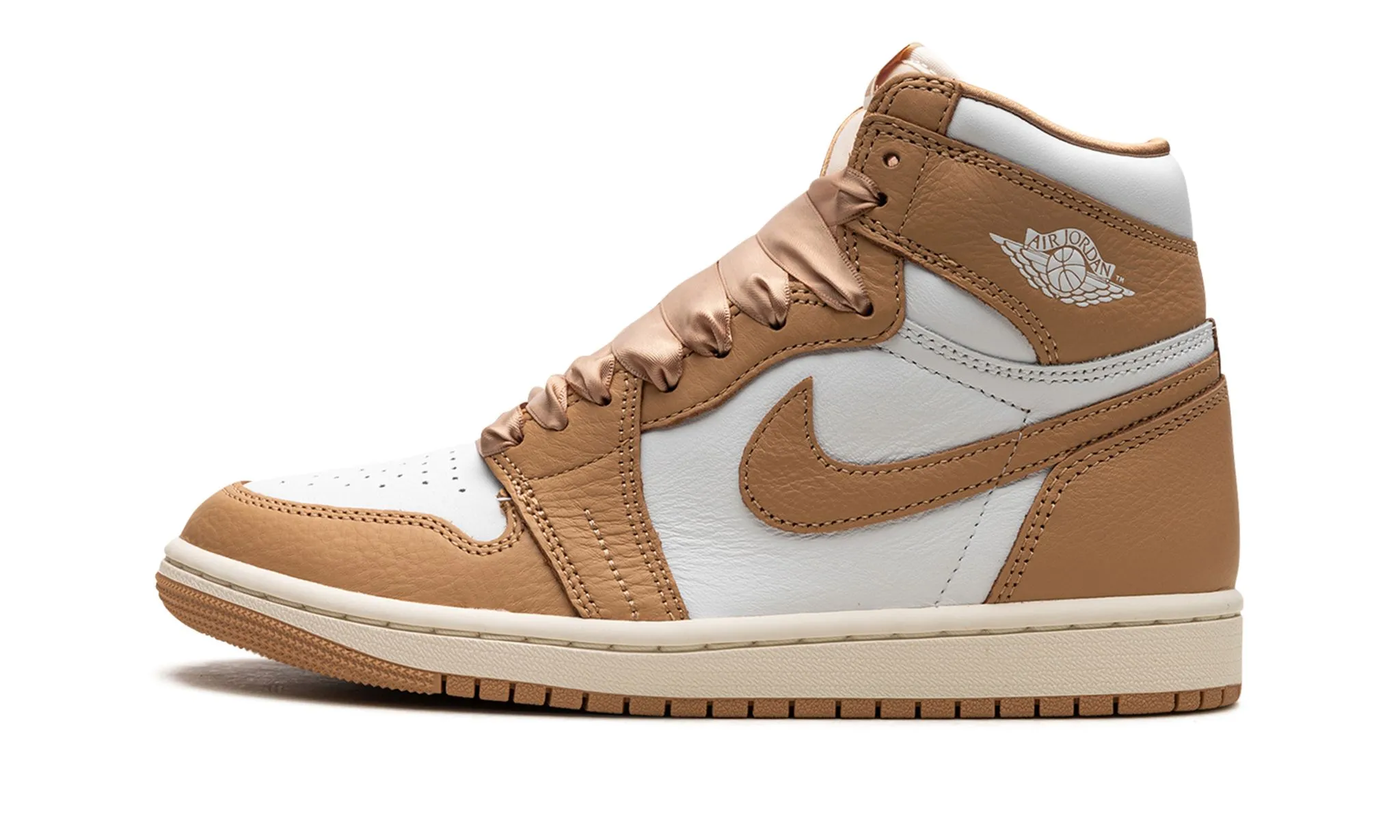Clean Vibe Move Easy Air Jordan 1 Retro High OG Praline WMNS