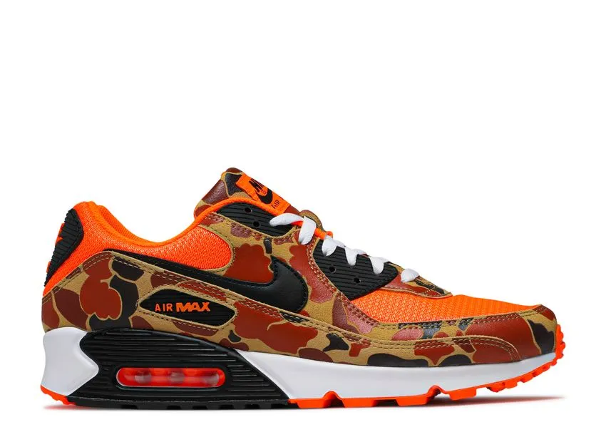 Nike Air Max 90 Duck Camo Orange Sleek Detail Join Step