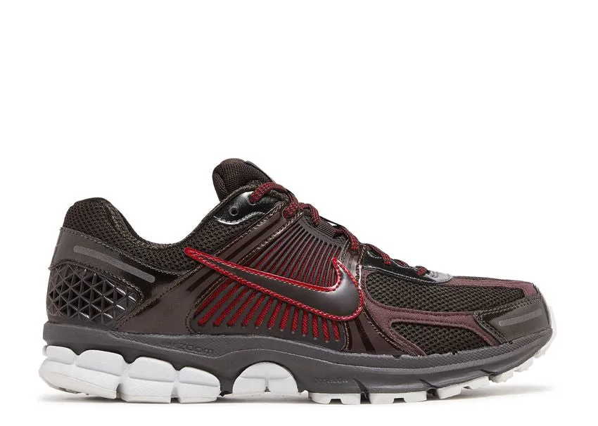Performance Mode Nike Zoom Vomero 5 Velvet Brown
