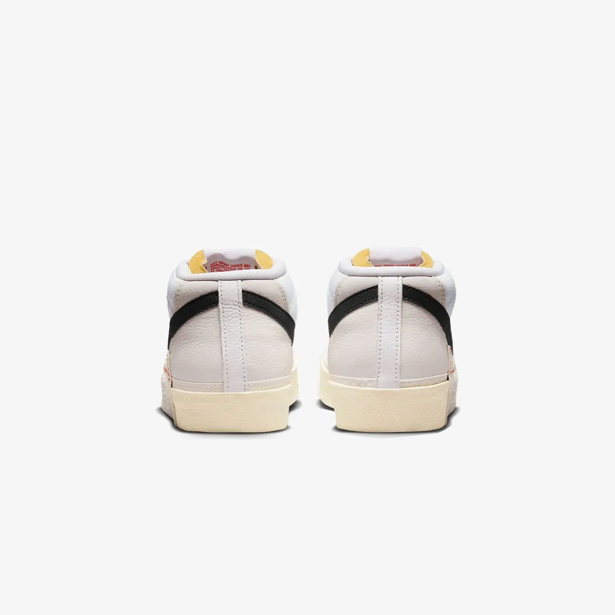 NIKE | BLAZER LOW PRO CLUB { WHITE/BLACK-BEACH-SUMMIT WHITE Mid Top
