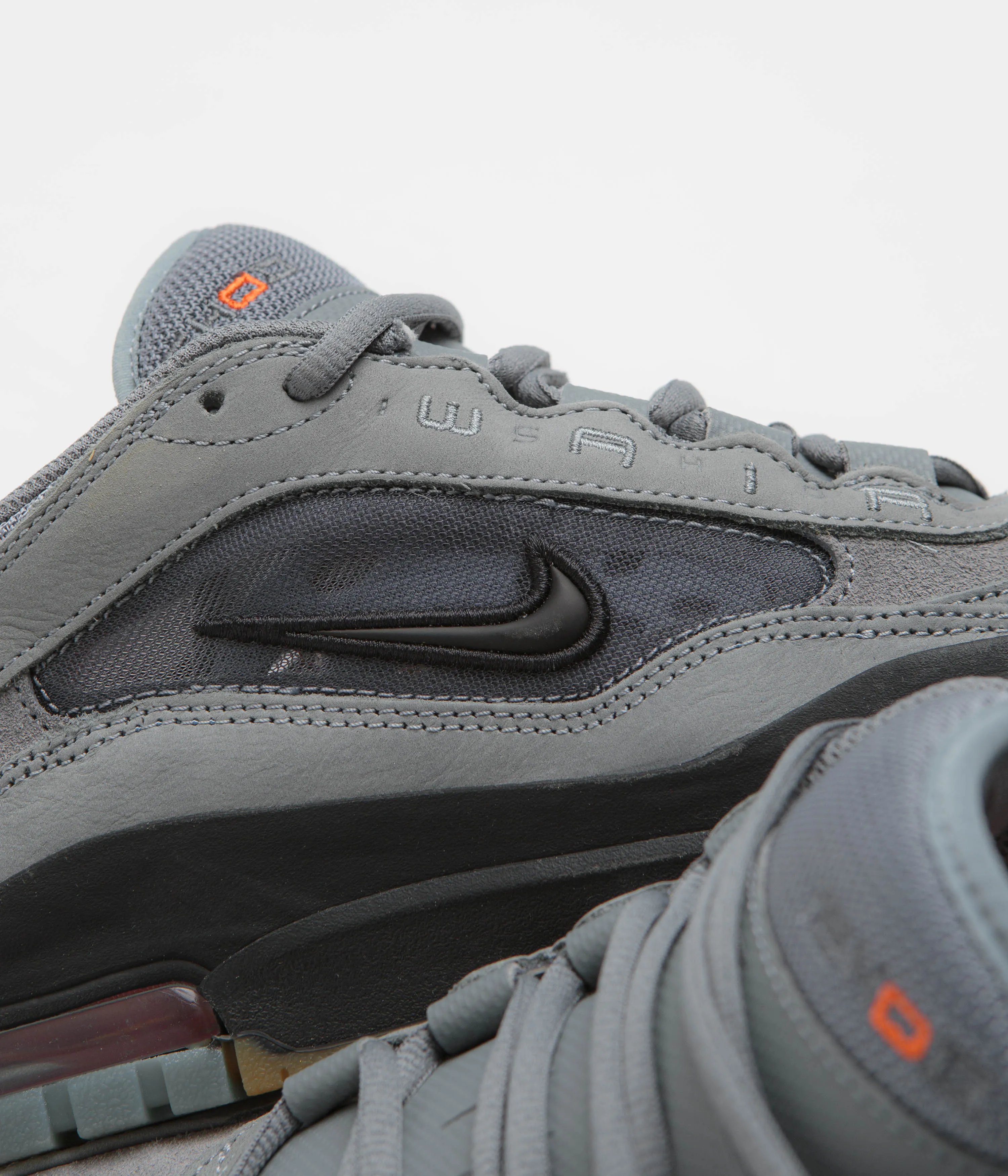 Shape Hold Nike SB Orange Label Air Max Ishod Shoes - Cool Grey / Black - Cool Grey - Dark Grey