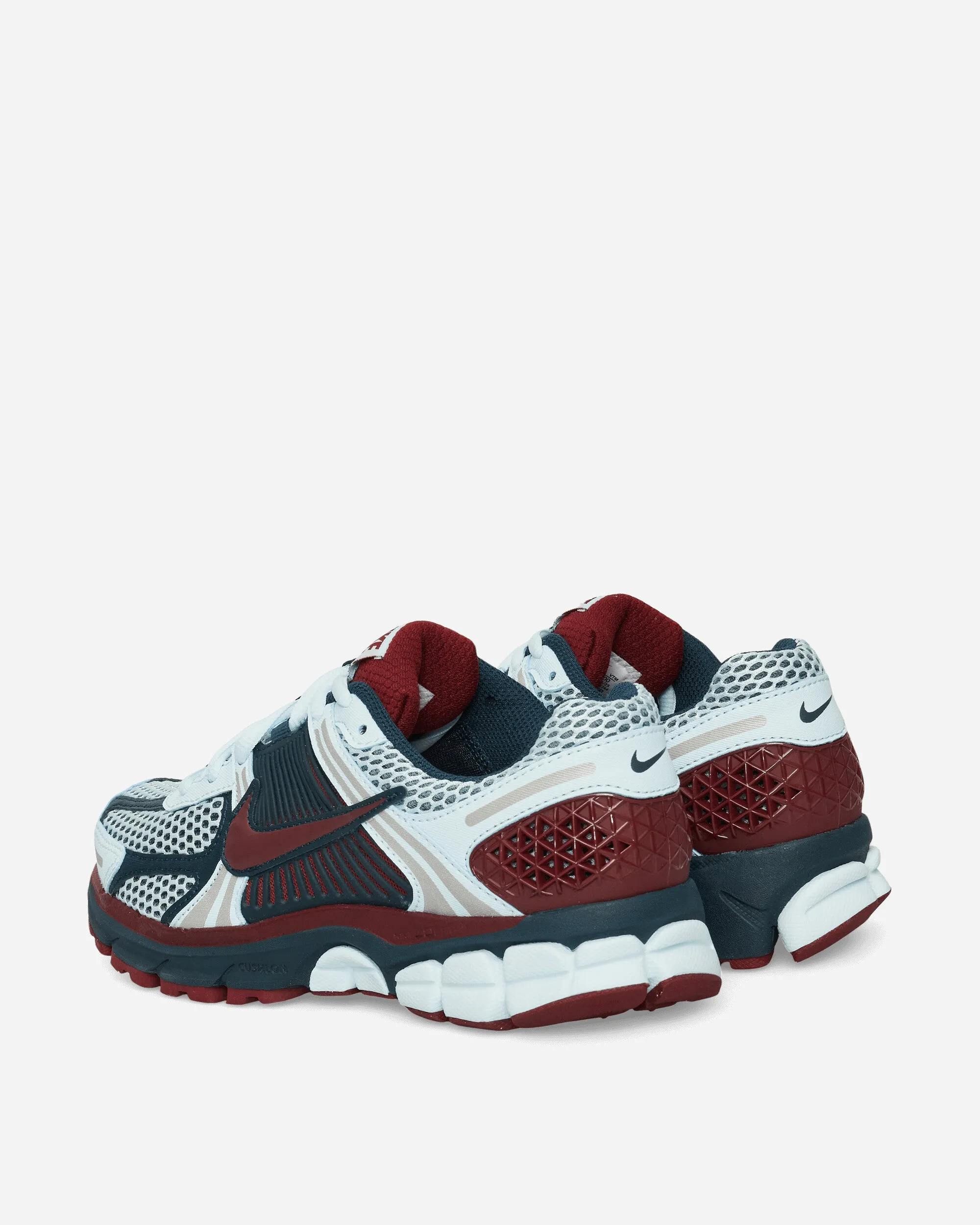 Women's Zoom Vomero 5 Sneakers Armoury Navy / Glacier Blue / Team Red Fast Track