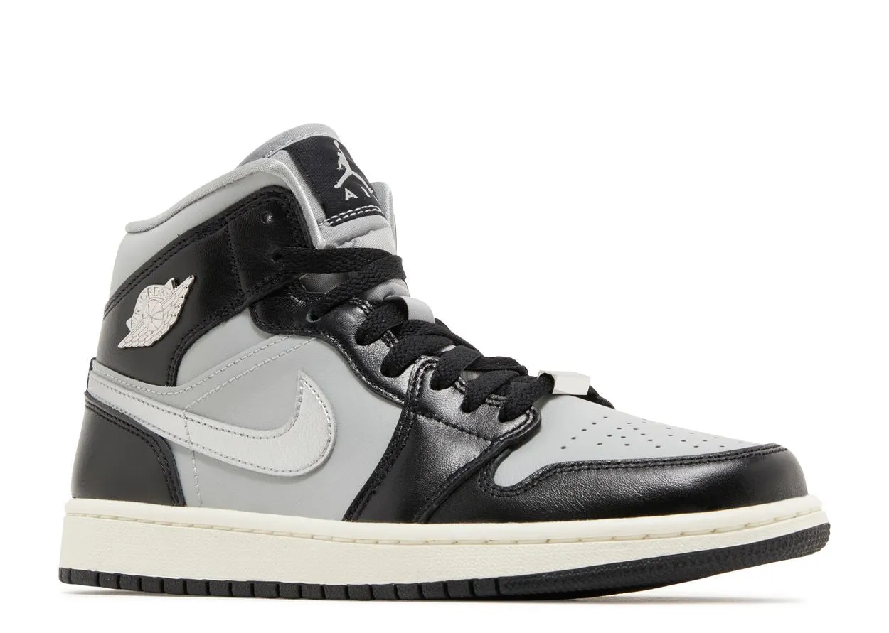 Air Jordan 1 Mid SE Black Metallic Silver Star Jog