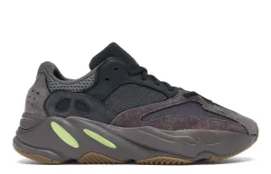 adidas Yeezy Boost 700 Mauve Versatile travel mode