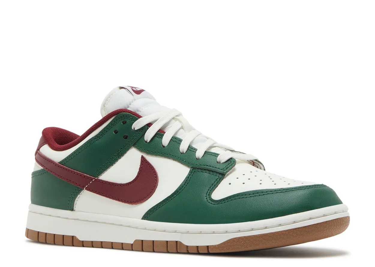 Nike Dunk Low Gorge Green Light Hike Fresh Walk