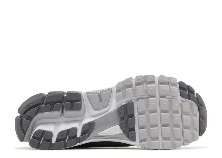 Fluidride Athletic Fit Nike Zoom Vomero 5 Cool Grey
