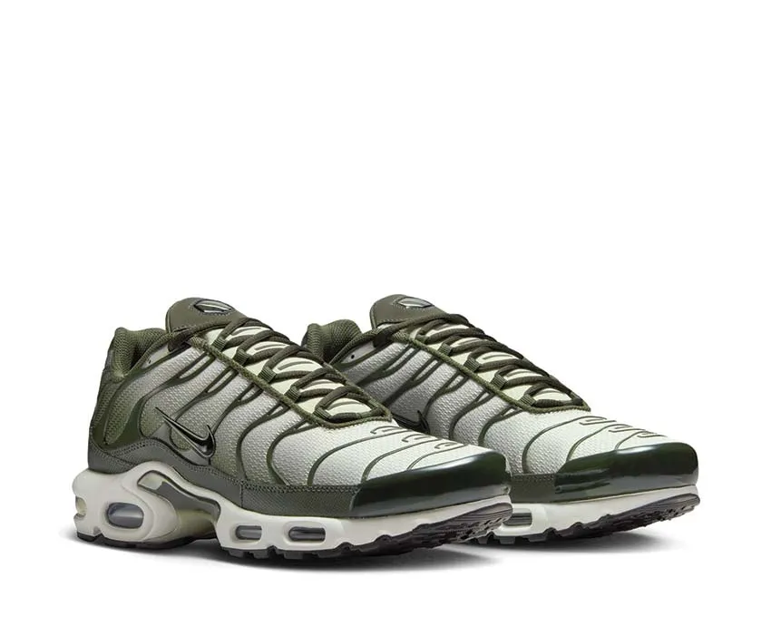 Light Stride Nike Air Max Plus "Sequoia"
