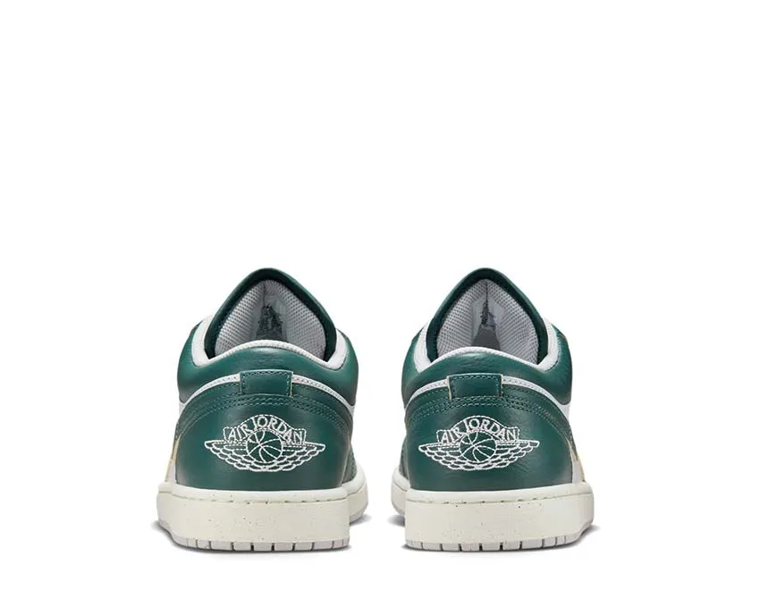 Air Jordan 1 Low SE Holiday Style Seasonless Style