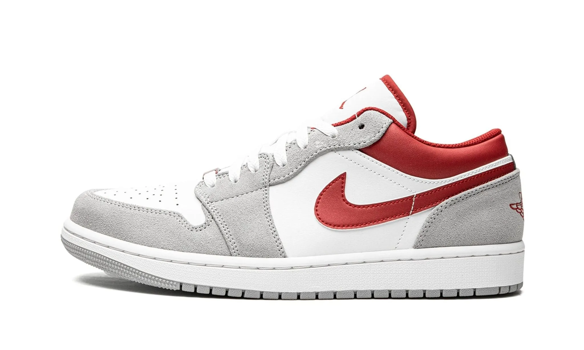 Style Pop Workout Air Jordan 1 Low SE White Grey Red / Light smoke grey gym red