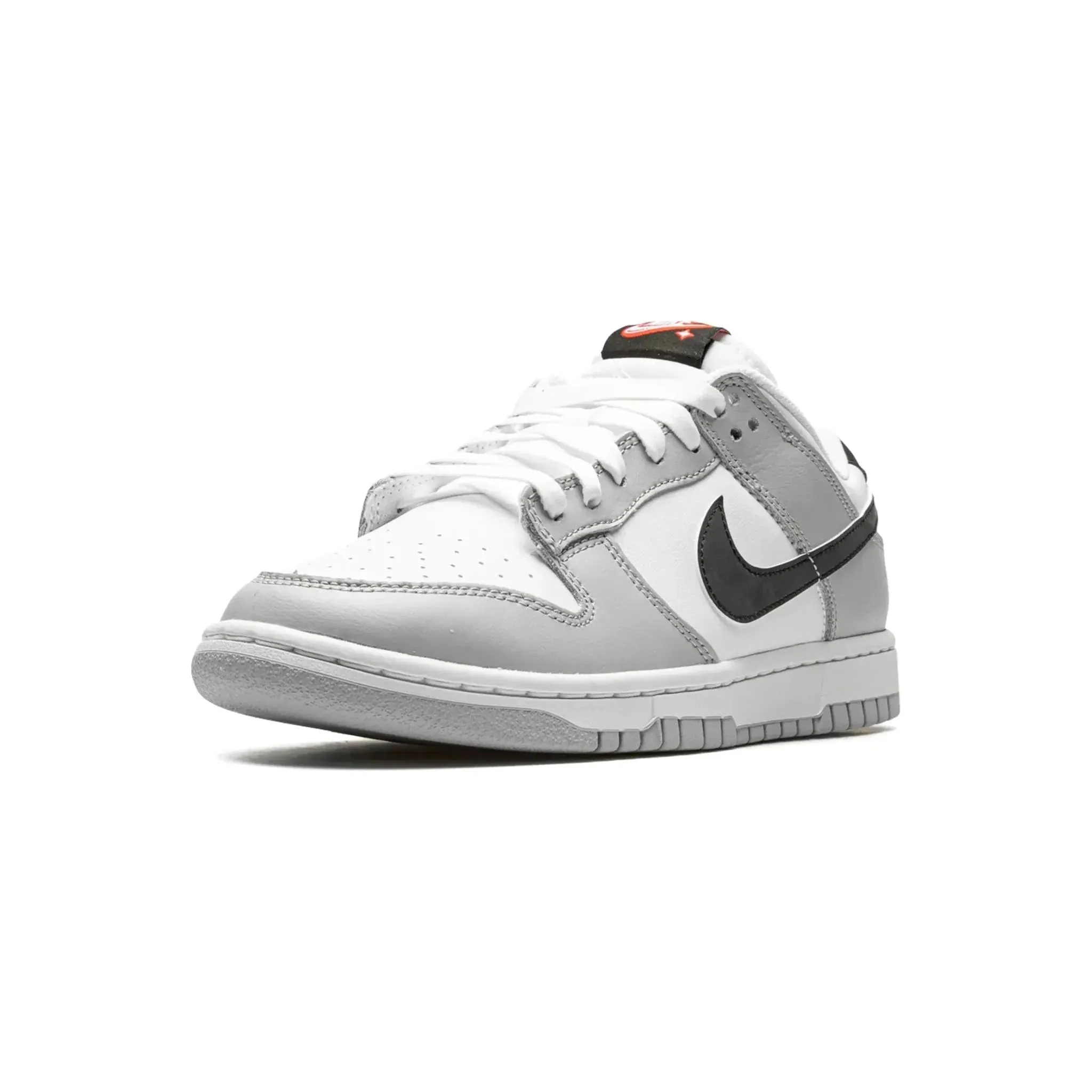 Nike Dunk Low SE "Lottery Pack - Grey Fog" Silent Walk