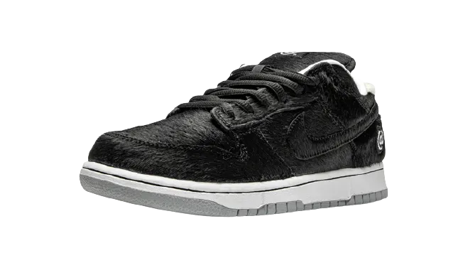 Nike SB Dunk Low "Medicom Toy - Be@rbrick" Relax Vibe Touch Of Style