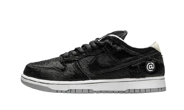 Cruise Wear Nike SB Dunk Low "Medicom Toy - Be@rbrick"
