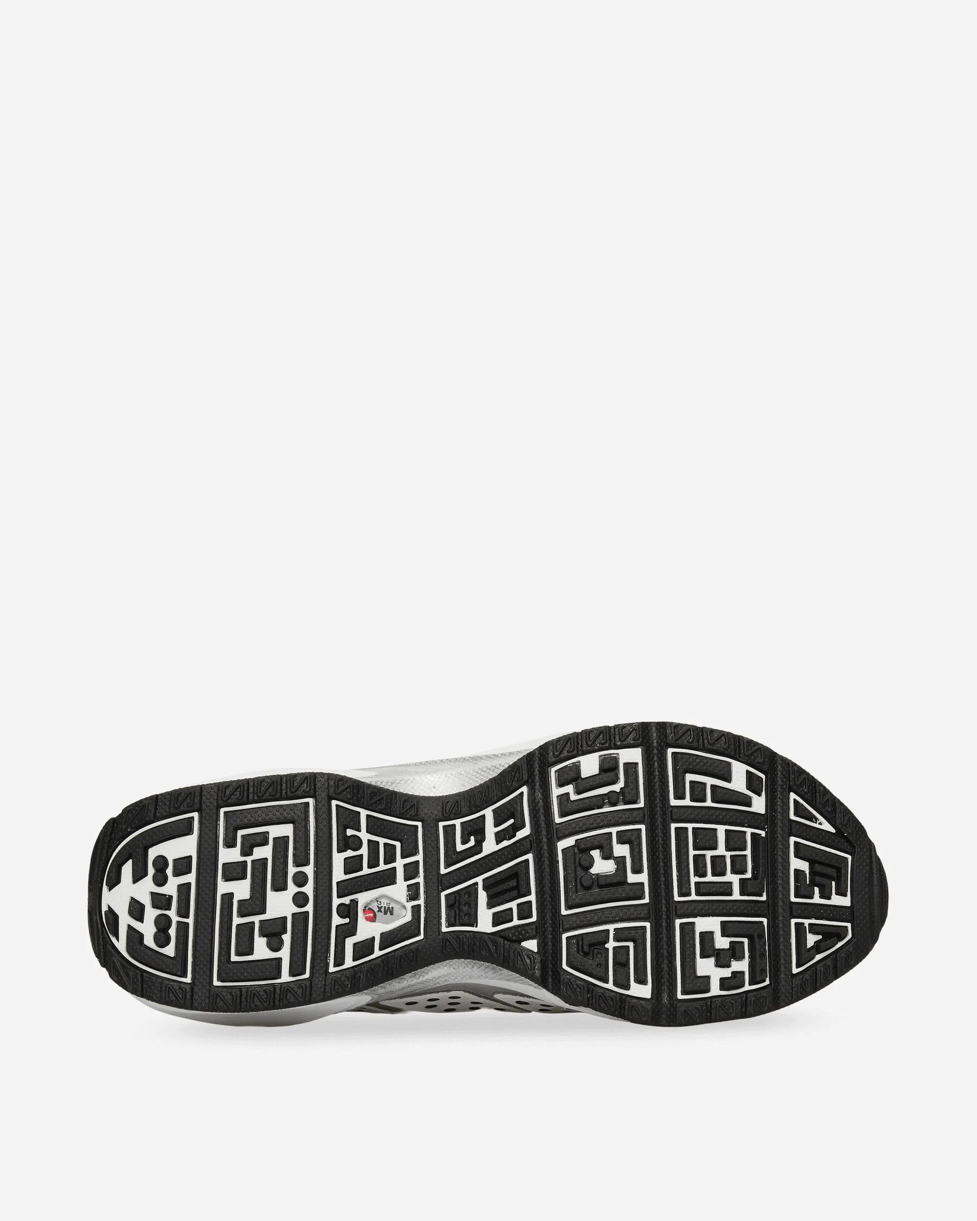 Women's Air Max SNDR Sneakers White / Black / Metallic Silver Free Pace