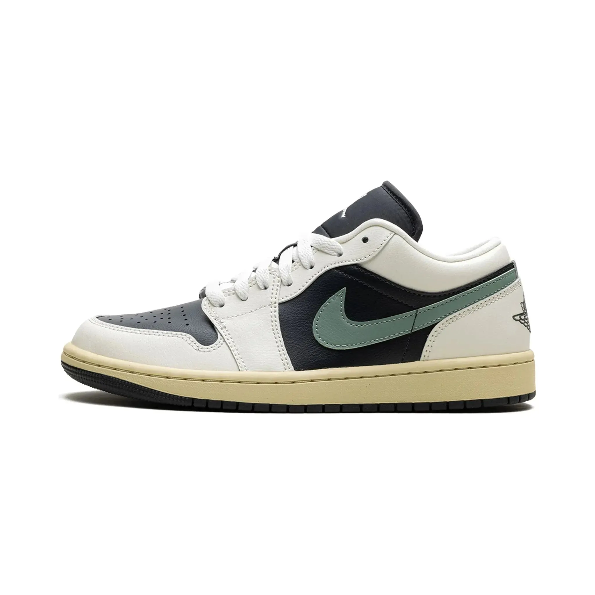 AIR JORDAN 1 LOW WMNS"Jade Smoke" Airy Design Sun Glow