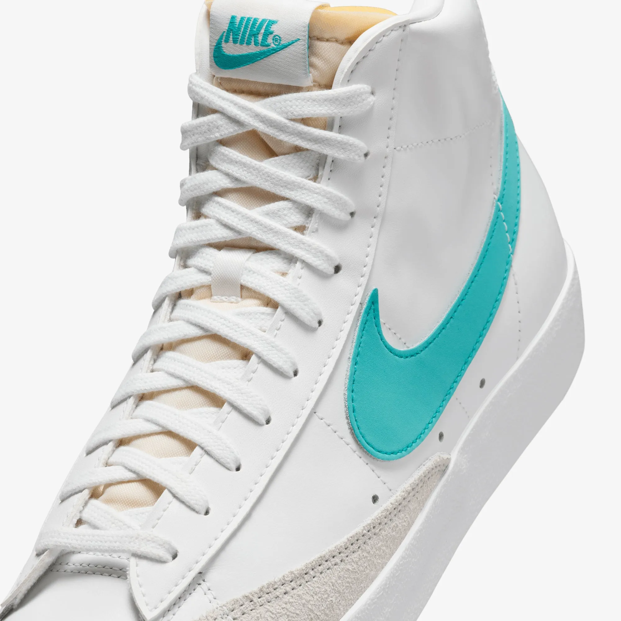Shine Tone Park Step NIKE | BLAZER MID '77 VINTAGE { SUMMIT WHITE/DUSTY CACTUS-WHITE
