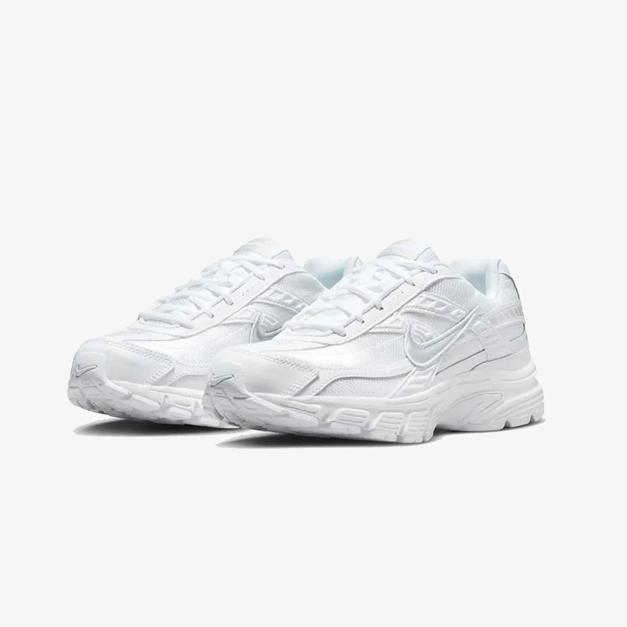 NIKE | INITIATOR { WHITE/METALLIC SILVER-PHOTON DUST Ice Grip Active Day