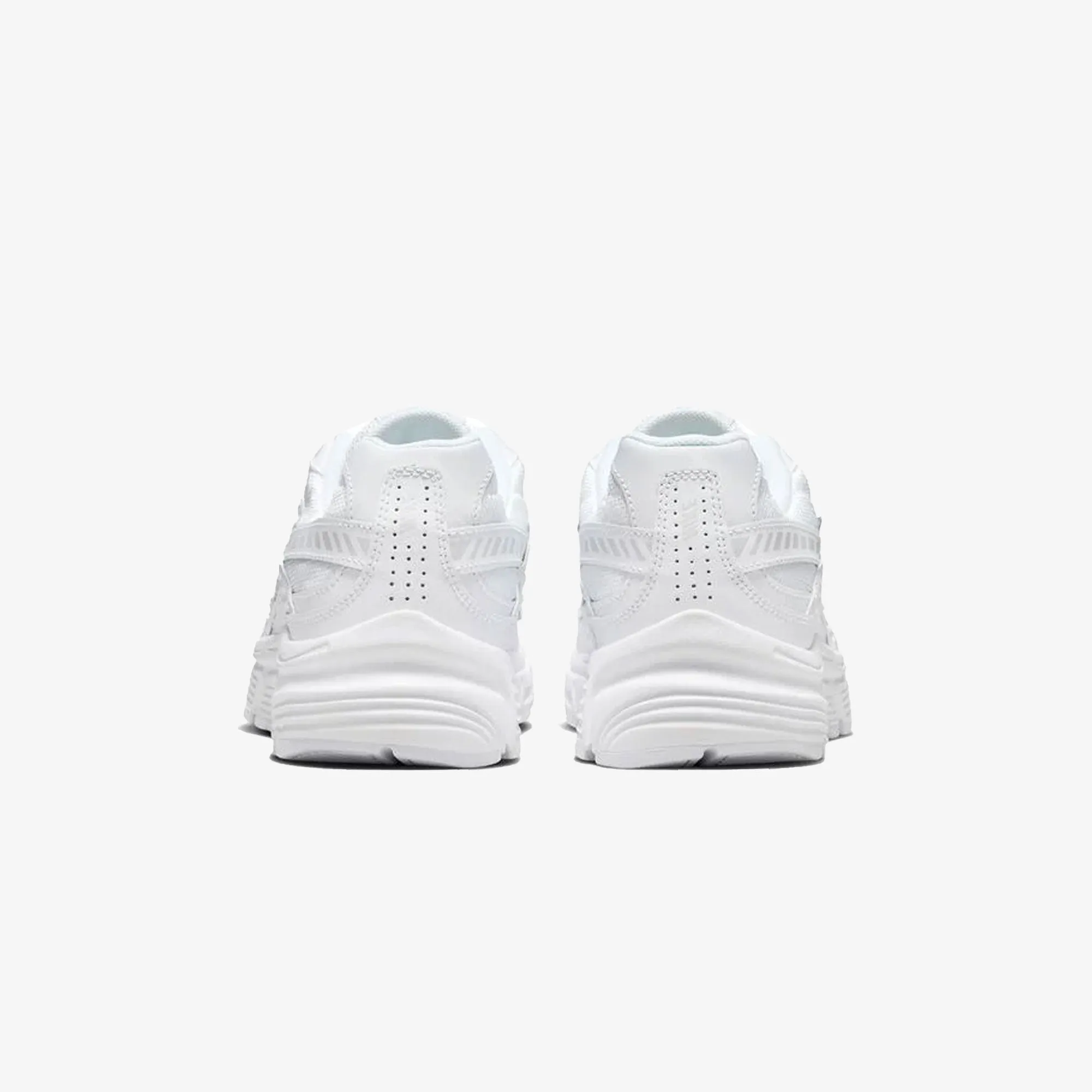 NIKE | INITIATOR { WHITE/METALLIC SILVER-PHOTON DUST Care Ease Step Light