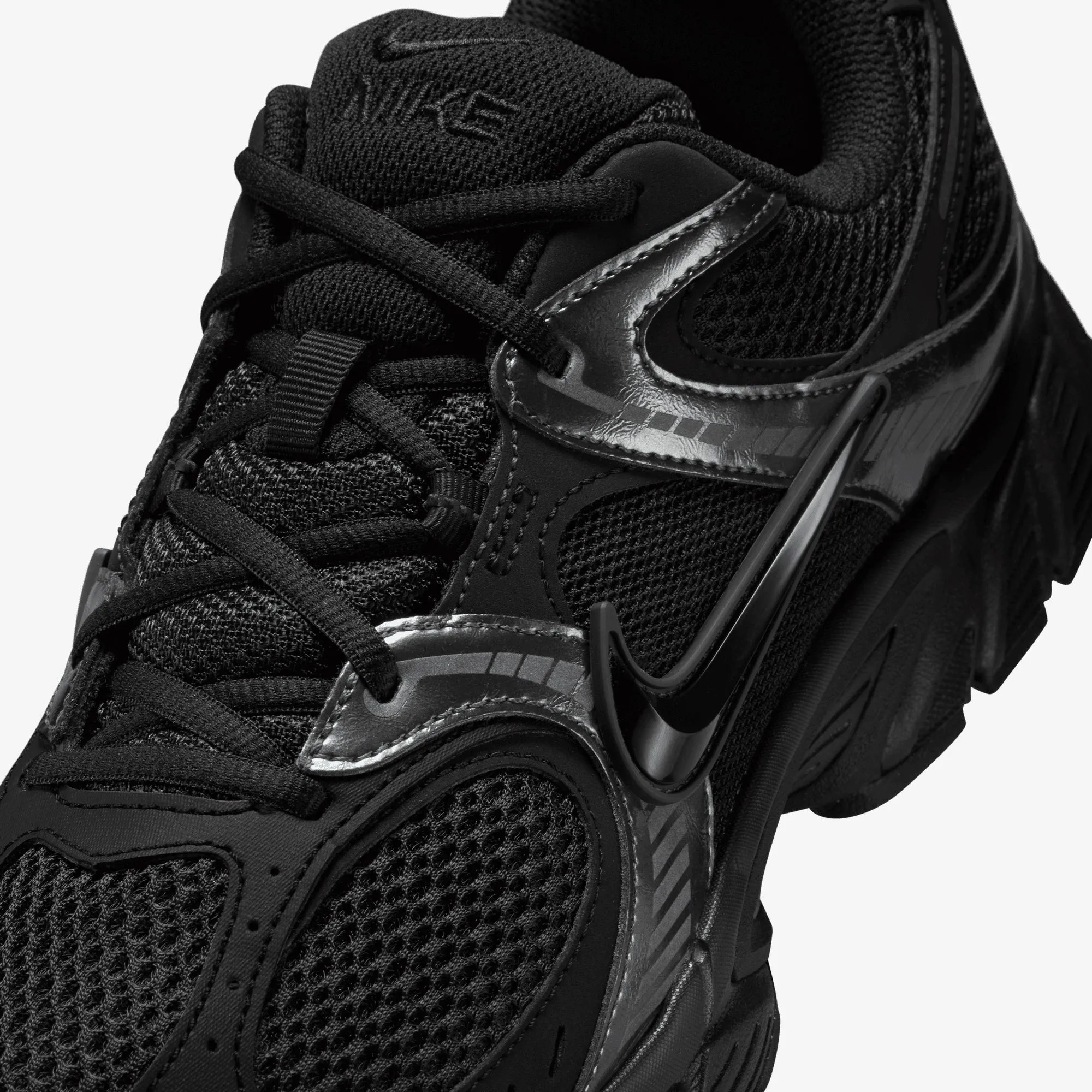Urban Style Mountain Strong Nike | V5 RNR { BLACK/BLACK-ANTHRACITE