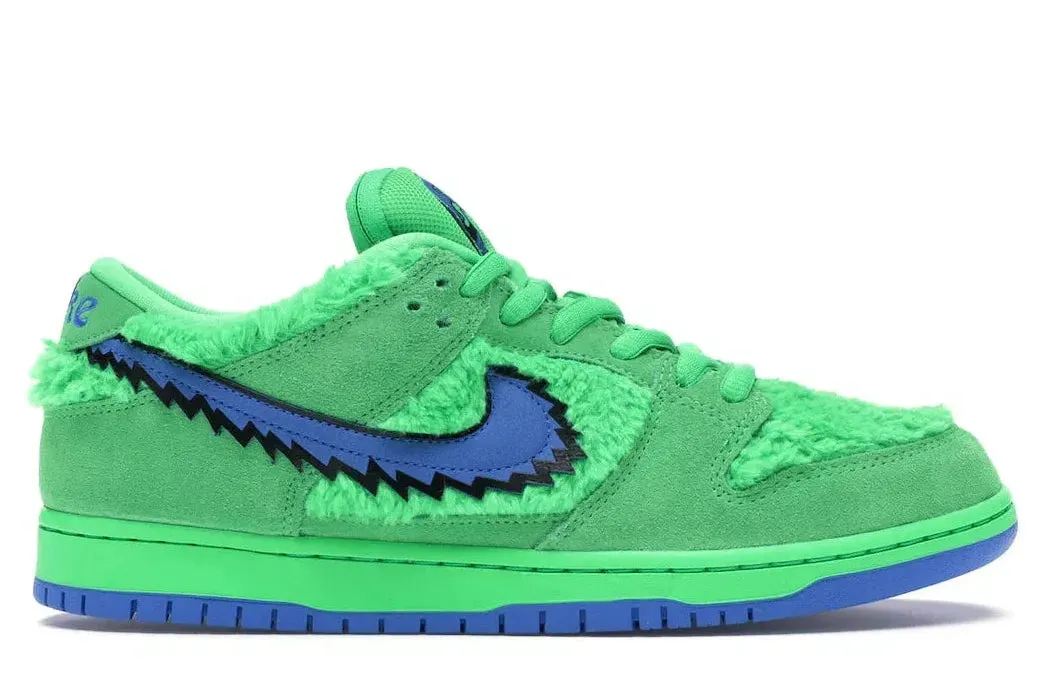 Chill Essential Nike SB Dunk Low Grateful Dead Bears Green