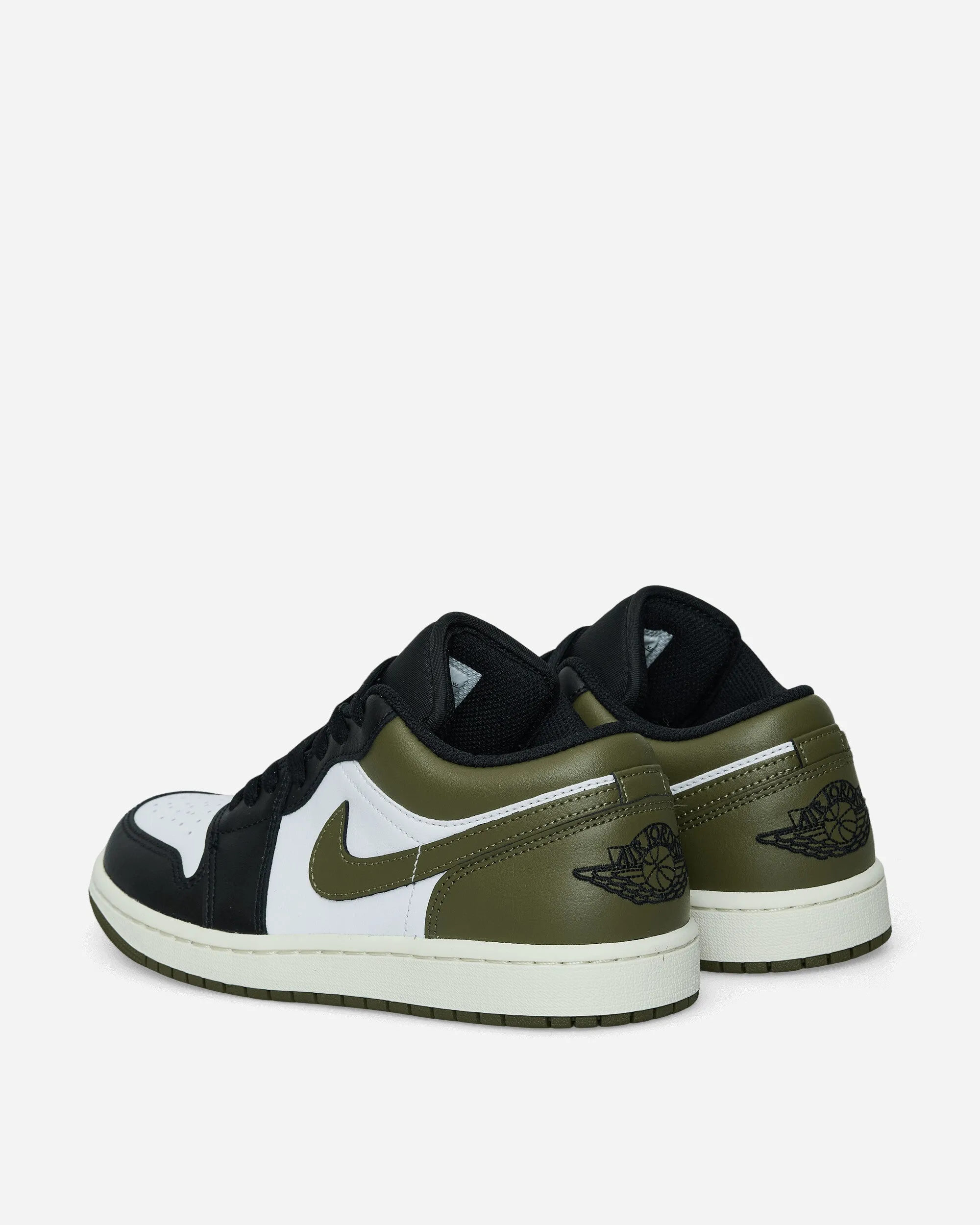 Timeless Fit Air Jordan 1 Low Sneakers Black / Medium Olive