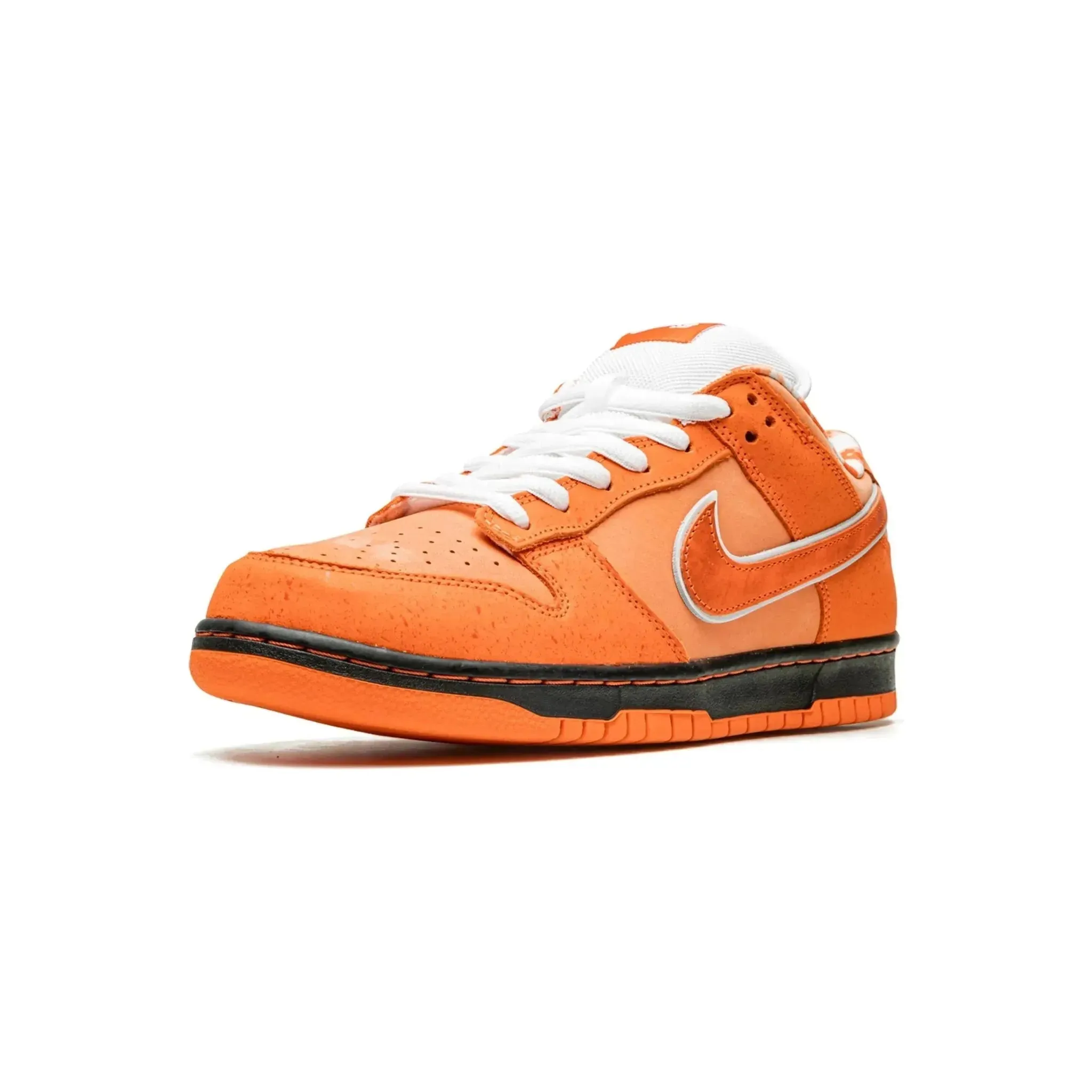 Nike SB Dunk Low ??Orange Lobster?? Slip Safe design