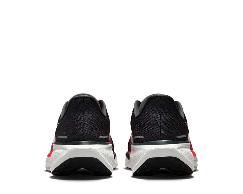 Midfoot Focus Nike Air Zoom Pegasus 41 "Crimson"