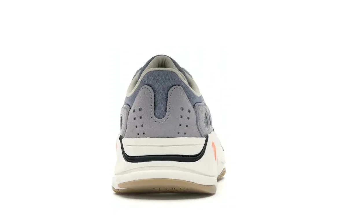adidas Yeezy Boost 700 Magnet Soft Arch support