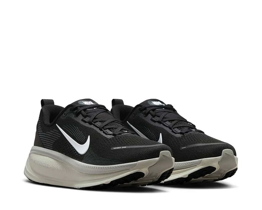 brand - name running on uneven ground Nike Vomero 18 "Black"