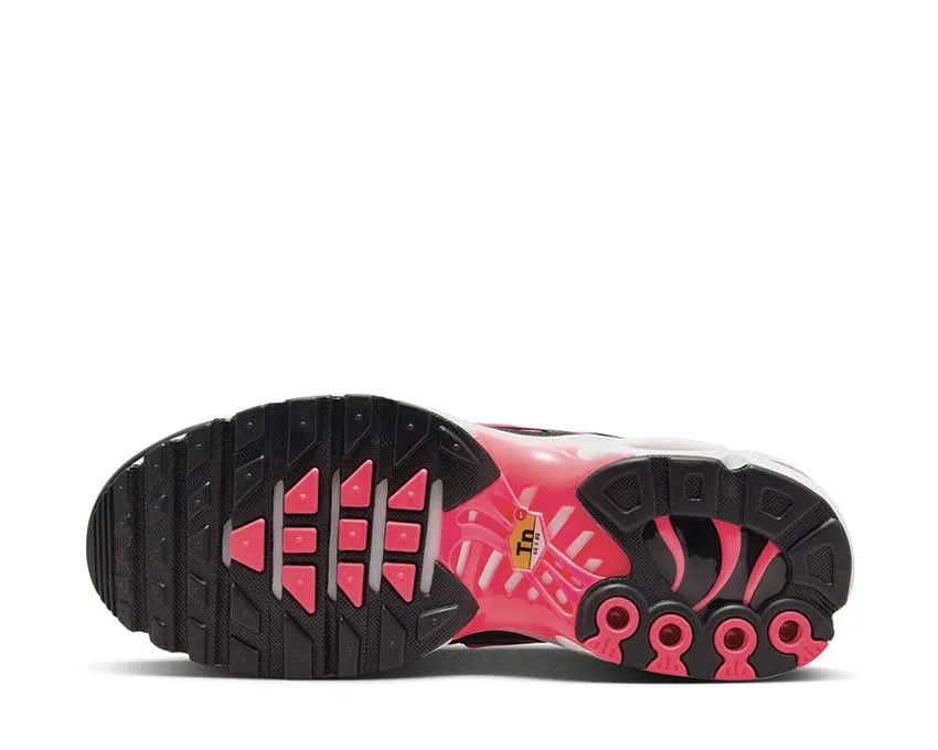 Supportive Step Mood Lift Nike Air Max Plus W "Hot Punch"