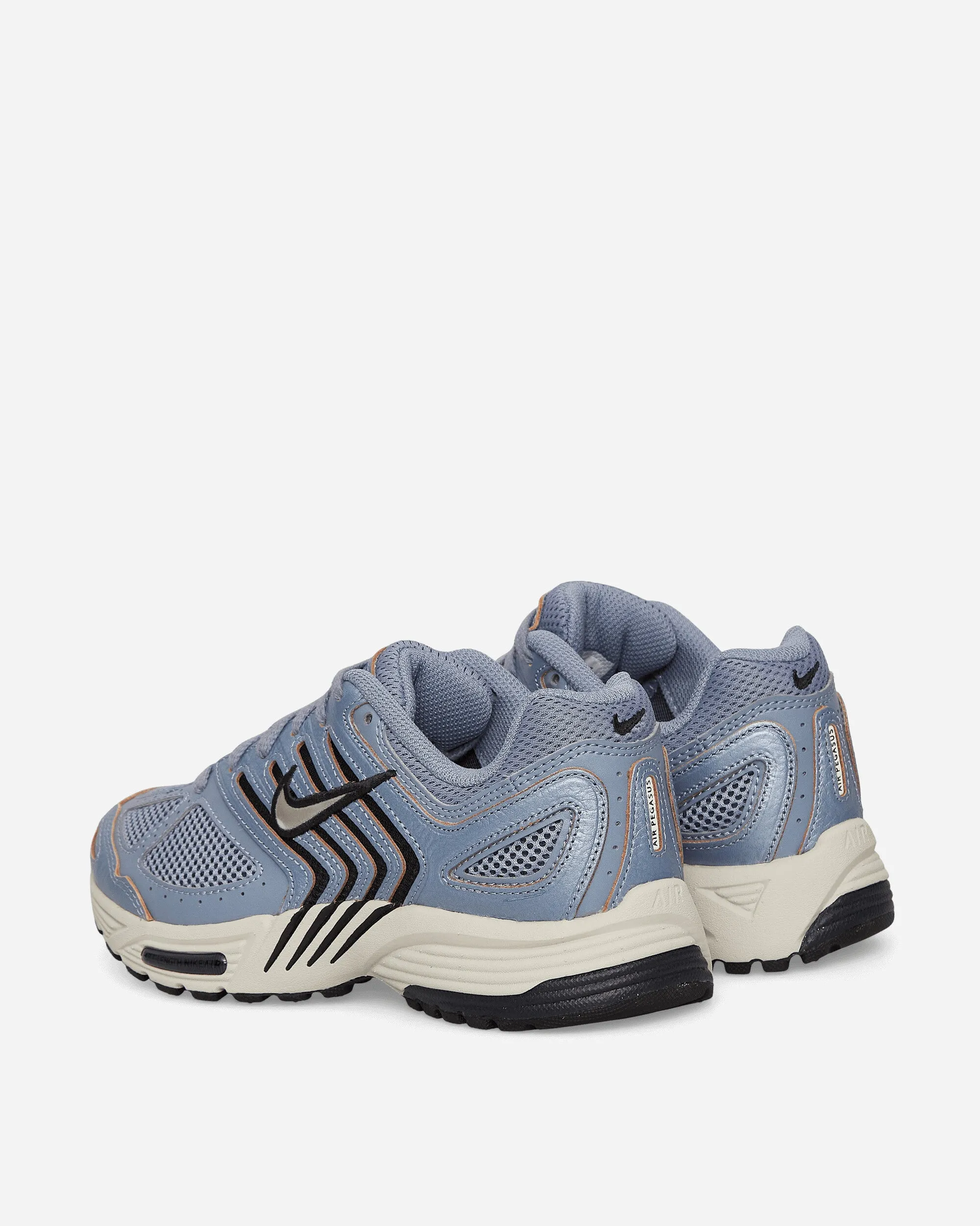 Women's Air Pegasus 2005 COR Sneakers Ashen Slate / Chrome Reinforced Seams