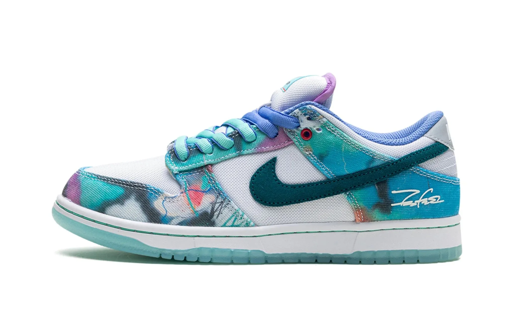 Tread Pattern Range Hike Nike Dunk Low "Futura - Bleached Aqua"