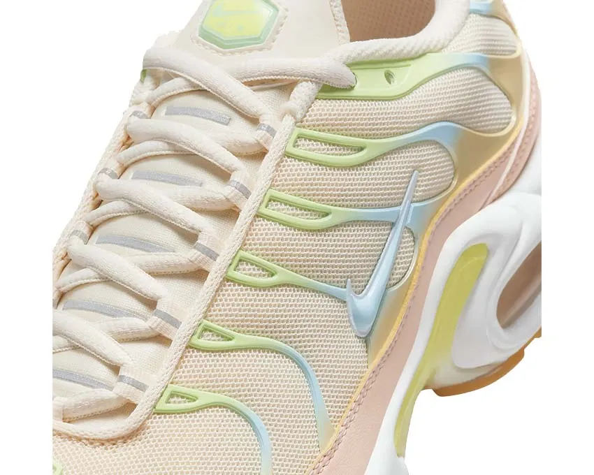Nike Air Max Plus W "Crimson Tint" ShockAbsorbingSole
