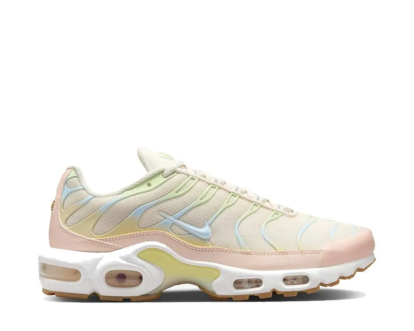 Pointed Toe Nike Air Max Plus W "Crimson Tint"
