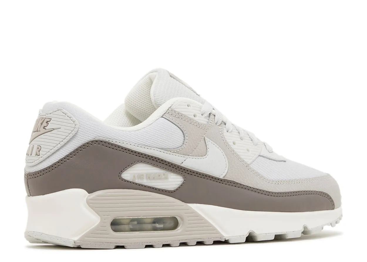 Nike Air Max 90 Photon Dust Light Iron Ore Light Look