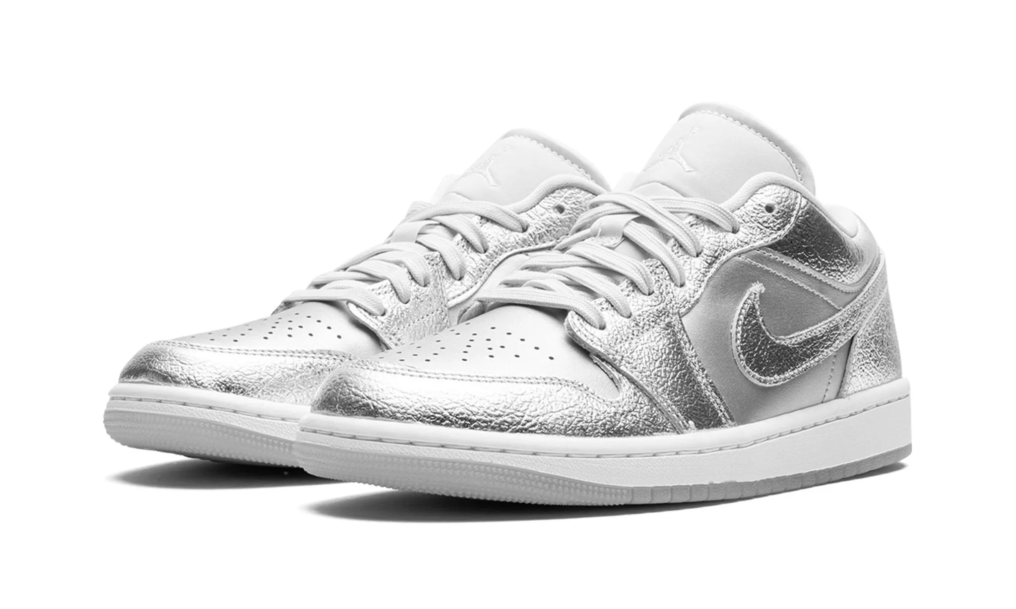 Wmns Air Jordan 1 Low SE 'Metallic Silver' Road Long